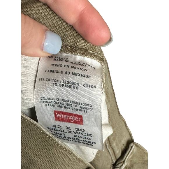Wrangler Khaki Tan Carpenter Cargo PantsWith Flex Straight Leg Jeans Size 42X30 - Picture 7 of 7